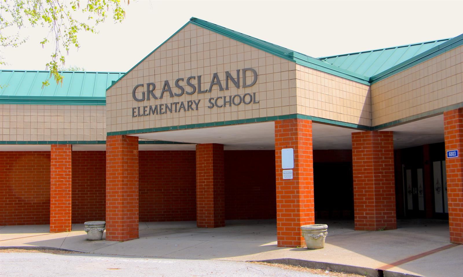 Grassland Elementary exterior